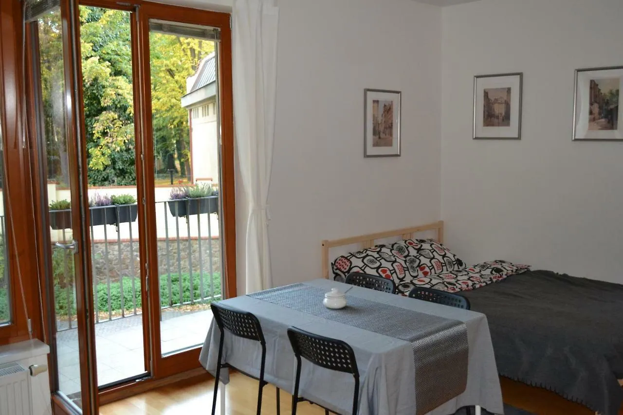 프라하 Flat In The Countryside 아파트